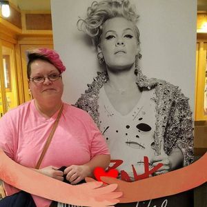 Meet your Posher, Lorrie